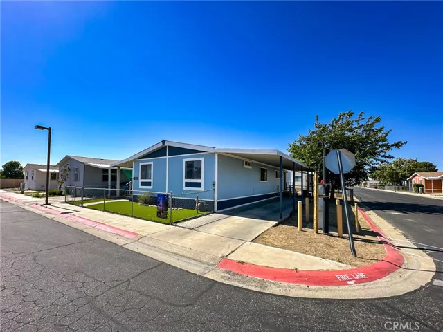 2545 E Avenue I 103, Lancaster, California 93535