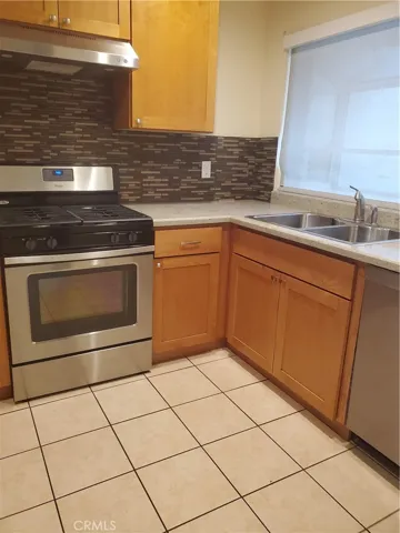 1230 Lenwood 36, Upland, California 91786