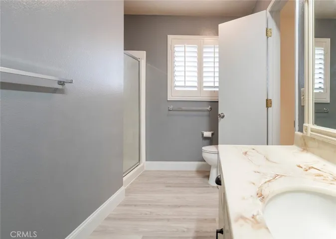MASTER BATH, WALK-IN SHOWER