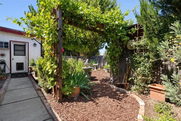 1831 Kimberly Drive 1, Paso Robles, California 93446
