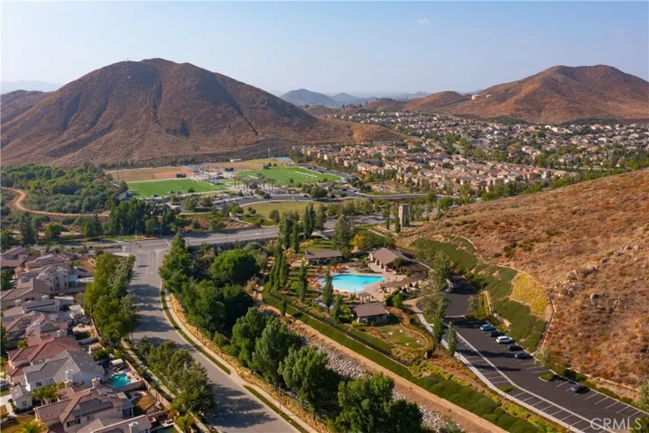32034 Cottage Glen Drive, Lake Elsinore, California 92532