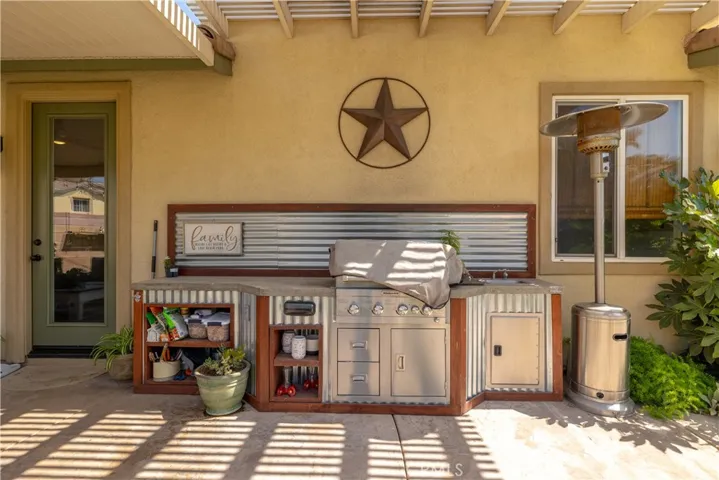 32034 Cottage Glen Drive, Lake Elsinore, California 92532