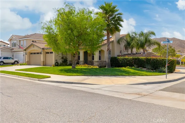 32034 Cottage Glen Drive, Lake Elsinore, California 92532