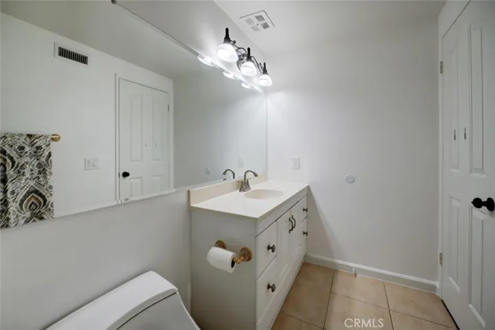 22841 Costa Bella Drive, Lake Forest, California 92630