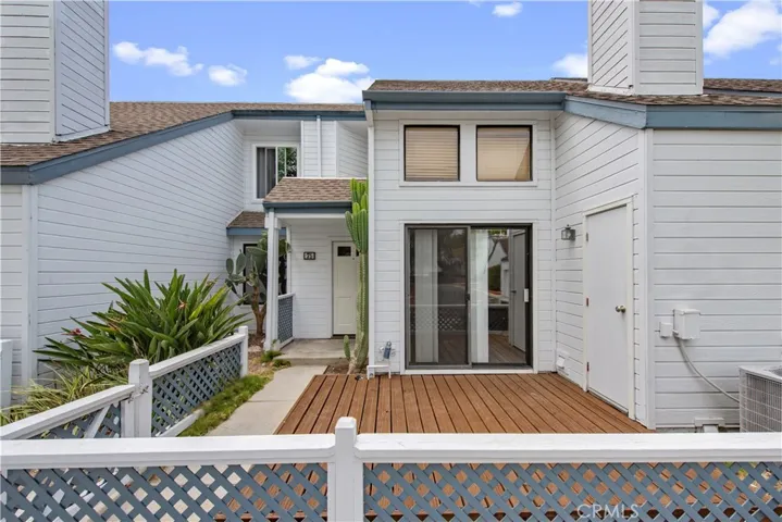 75 Briarglen 23, Irvine, California 92614