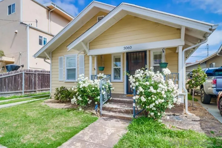 3060 Walton Place, San Diego, California 92116