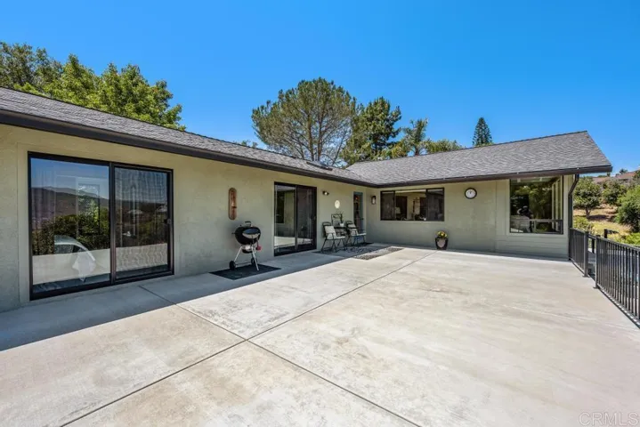 1057 Riverview Drive, Fallbrook, California 92028
