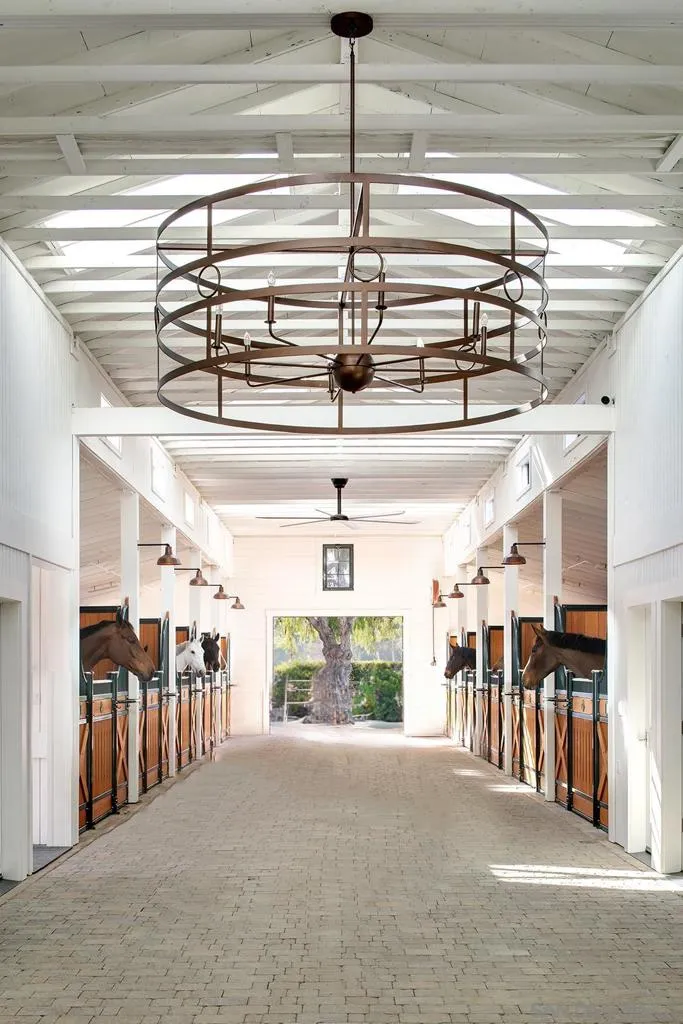 16147 Via De Santa Fe, Rancho Santa Fe, California 92067 home-pic-8