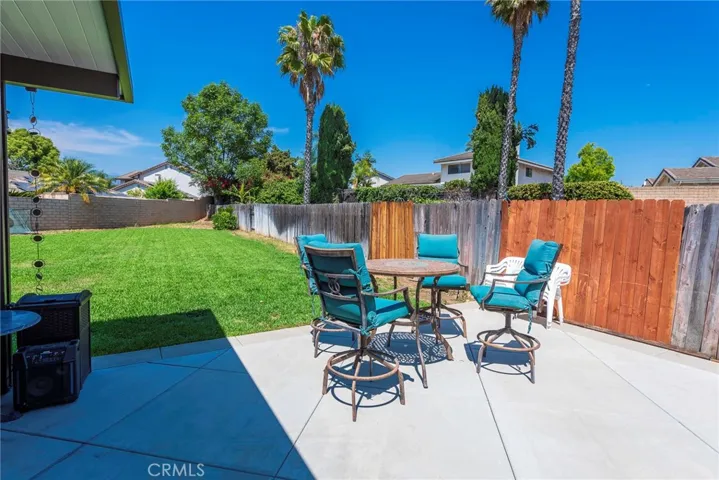 970 Airedale, San Dimas, California 91773