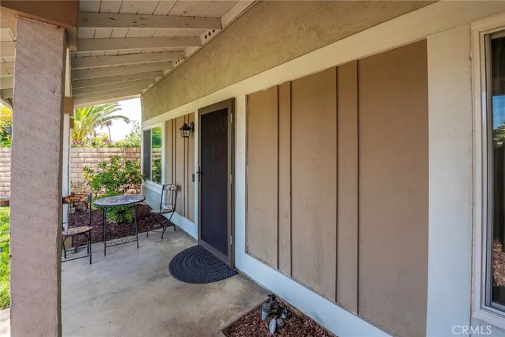 970 Airedale, San Dimas, California 91773