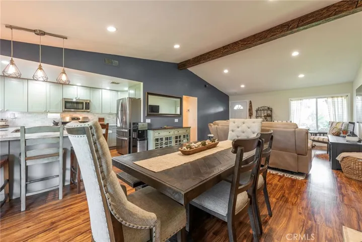 970 Airedale, San Dimas, California 91773