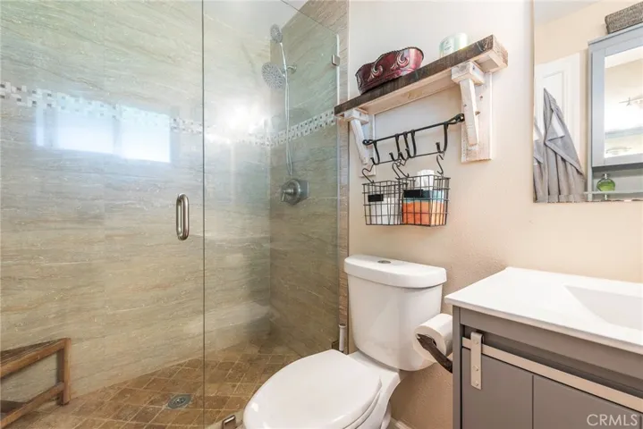 970 Airedale, San Dimas, California 91773