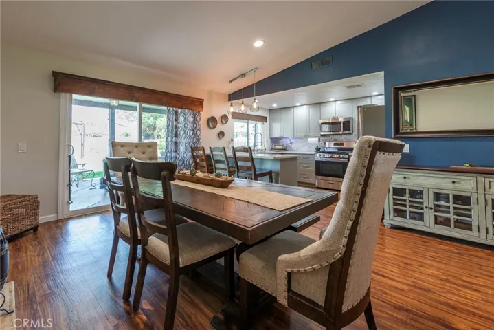 970 Airedale, San Dimas, California 91773