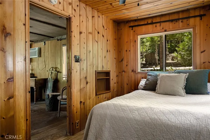 26068 Fire Hall, Twin Peaks, California 92391