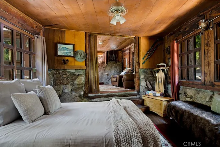 26068 Fire Hall, Twin Peaks, California 92391