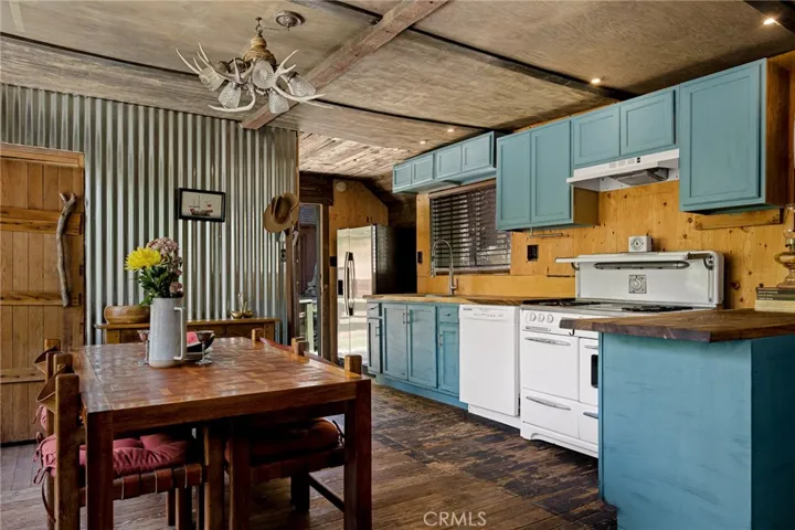 26068 Fire Hall, Twin Peaks, California 92391