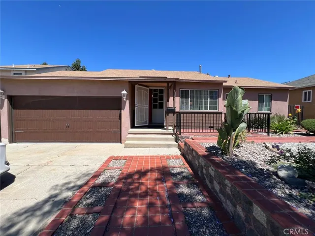 829 Wyval Avenue, Corona, California 92882