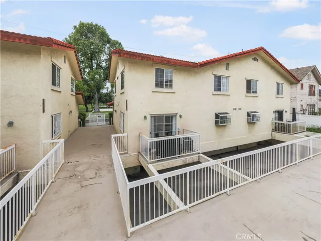 2105 Cedar Street B, Alhambra, California 91801