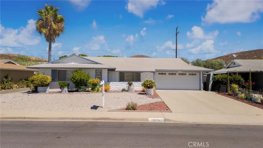27370 Pinehurst Road, Menifee, California 92586