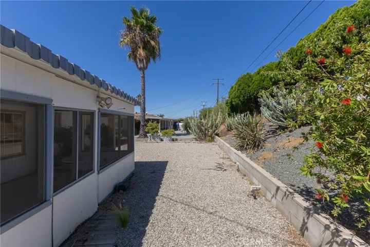 27370 Pinehurst Road, Menifee, California 92586
