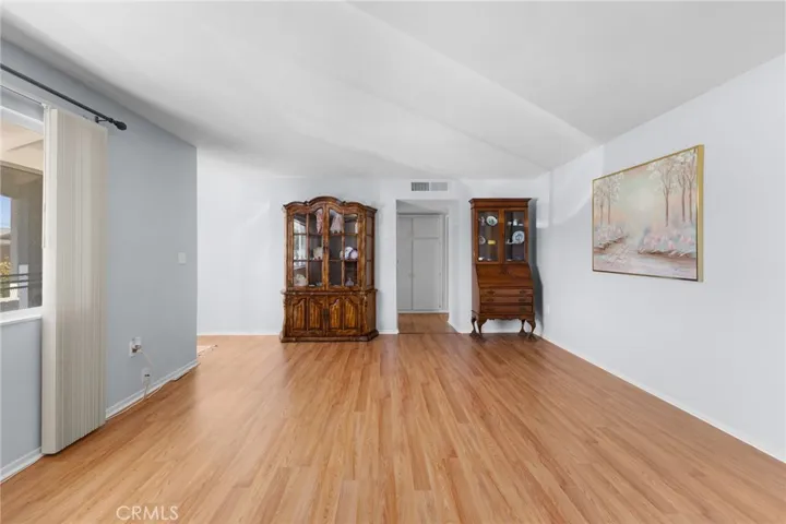 27370 Pinehurst Road, Menifee, California 92586
