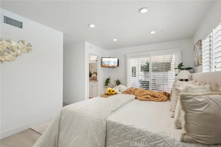 11451 Amigo Avenue, Porter Ranch, California 91326