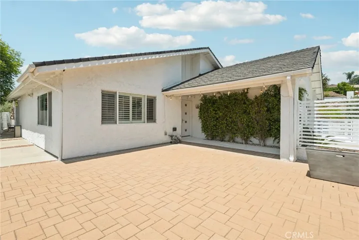 11451 Amigo Avenue, Porter Ranch, California 91326