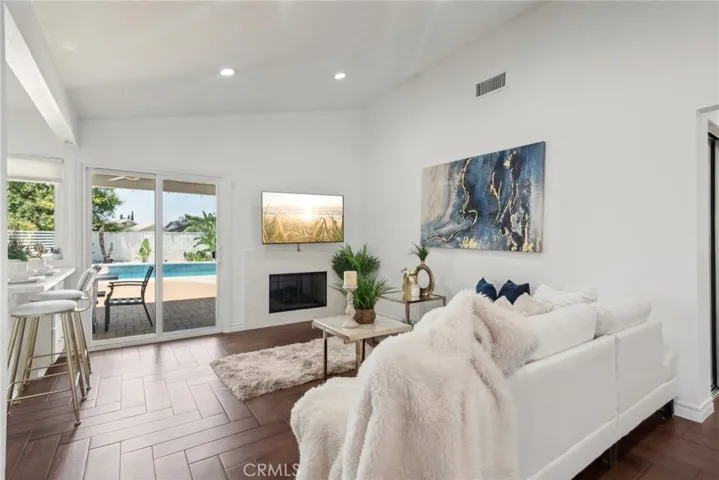 11451 Amigo Avenue, Porter Ranch, California 91326
