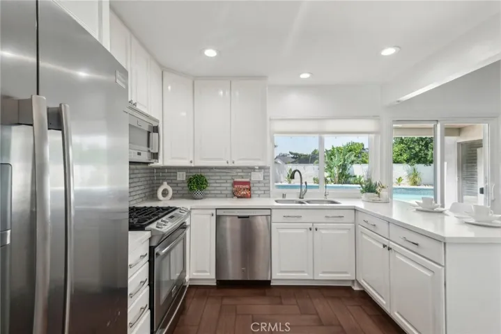 11451 Amigo Avenue, Porter Ranch, California 91326