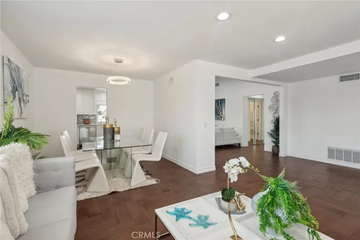 11451 Amigo Avenue, Porter Ranch, California 91326