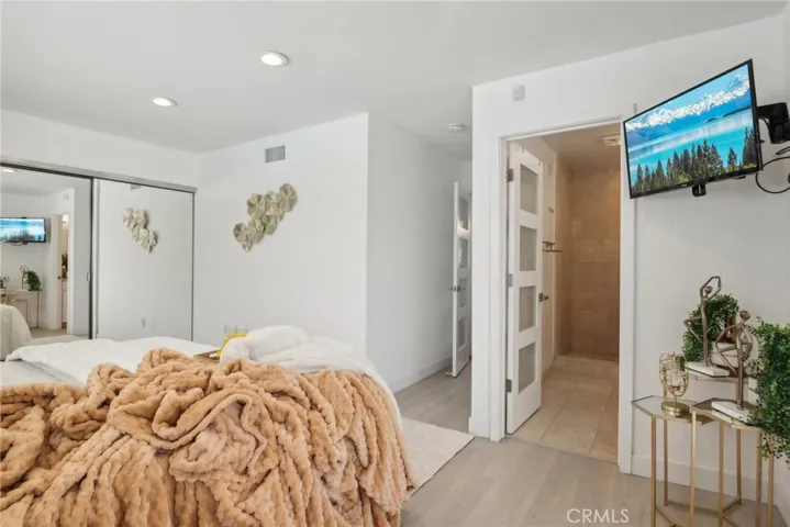 11451 Amigo Avenue, Porter Ranch, California 91326