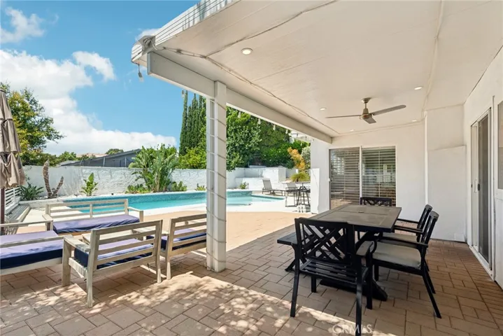 11451 Amigo Avenue, Porter Ranch, California 91326