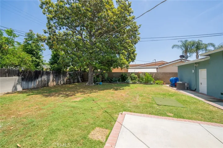 18201 Lull Street, Reseda, California 91335