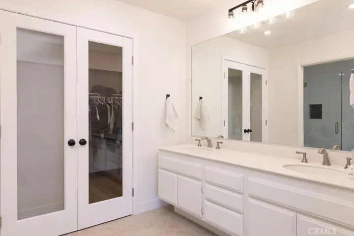 120 E Yale Loop 11, Irvine, California 92604