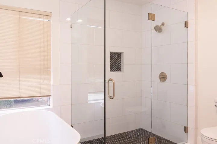 120 E Yale Loop 11, Irvine, California 92604