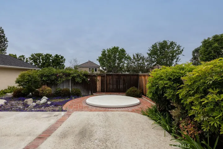 120 E Yale Loop 11, Irvine, California 92604