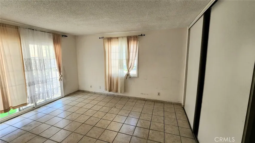 198 N Woodlake Street, Lake Elsinore, California 92530