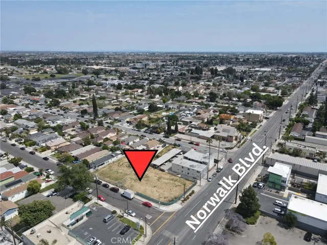 21102 Norwalk Boulevard, Hawaiian Gardens, California 90716