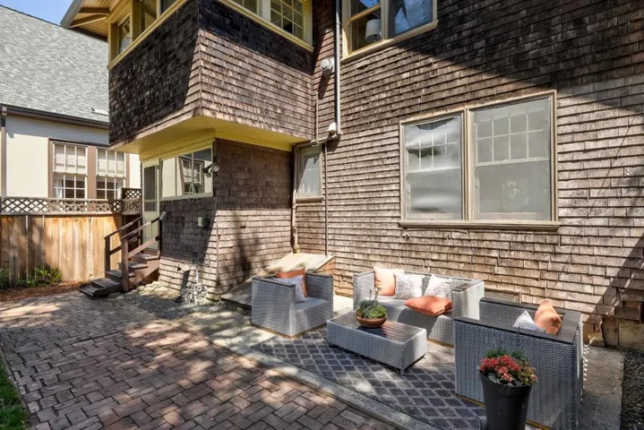 469 Homer Avenue, Palo Alto, California 94301