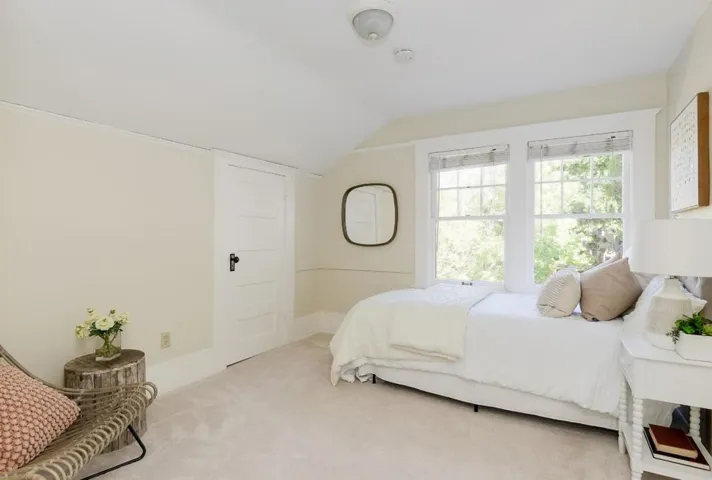 469 Homer Avenue, Palo Alto, California 94301