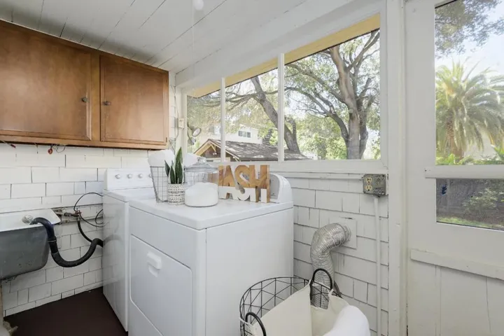 469 Homer Avenue, Palo Alto, California 94301