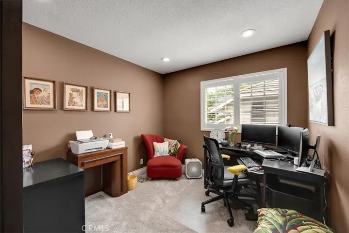 Bedroom 2 / Office