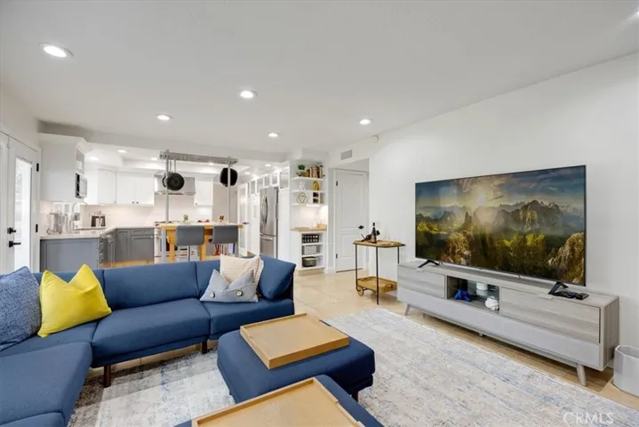 1309 Cherry Street, Santa Ana, California 92705