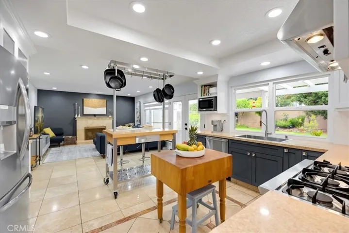 1309 Cherry Street, Santa Ana, California 92705