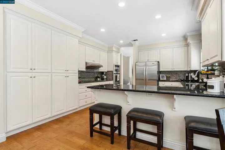 3938 Glen Abby Cir, Stockton, California 95219