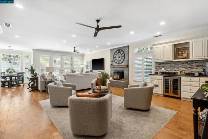 3938 Glen Abby Cir, Stockton, California 95219