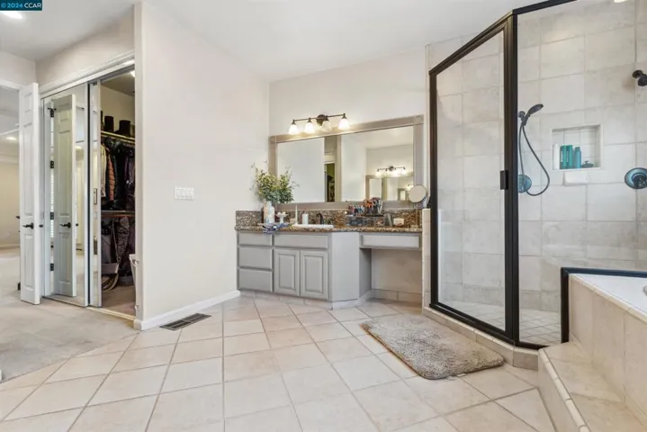3938 Glen Abby Cir, Stockton, California 95219