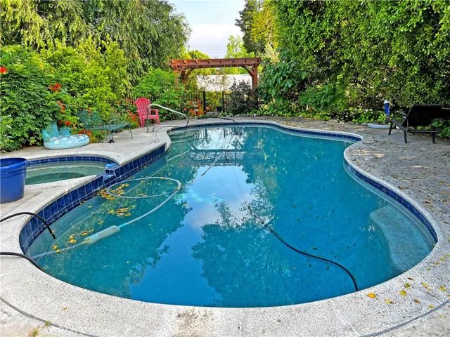 358 Duchesne Court, Claremont, California 91711