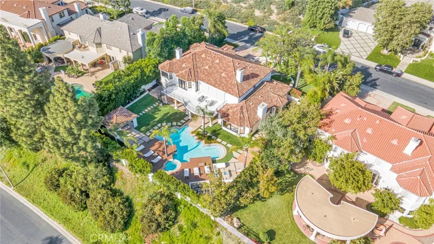 5529 Wellesley Drive, Calabasas, California 91302