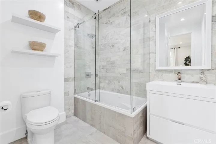 5529 Wellesley Drive, Calabasas, California 91302